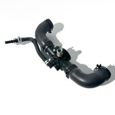 4.4 TDV8 RANGE ROVER L322 THERMOSTAT HOUSING TOP OUTLET COOLANT HOSE LR022690