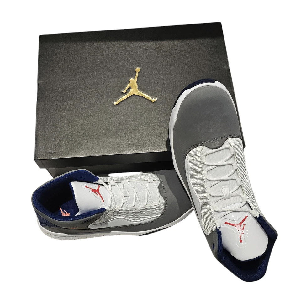 Nike Jordan Max Aura 2 Zapatos Gris Humo/Rojo Pista-Blanco CK6636-004 Para hombres Talla 13 Foto 3 de 4