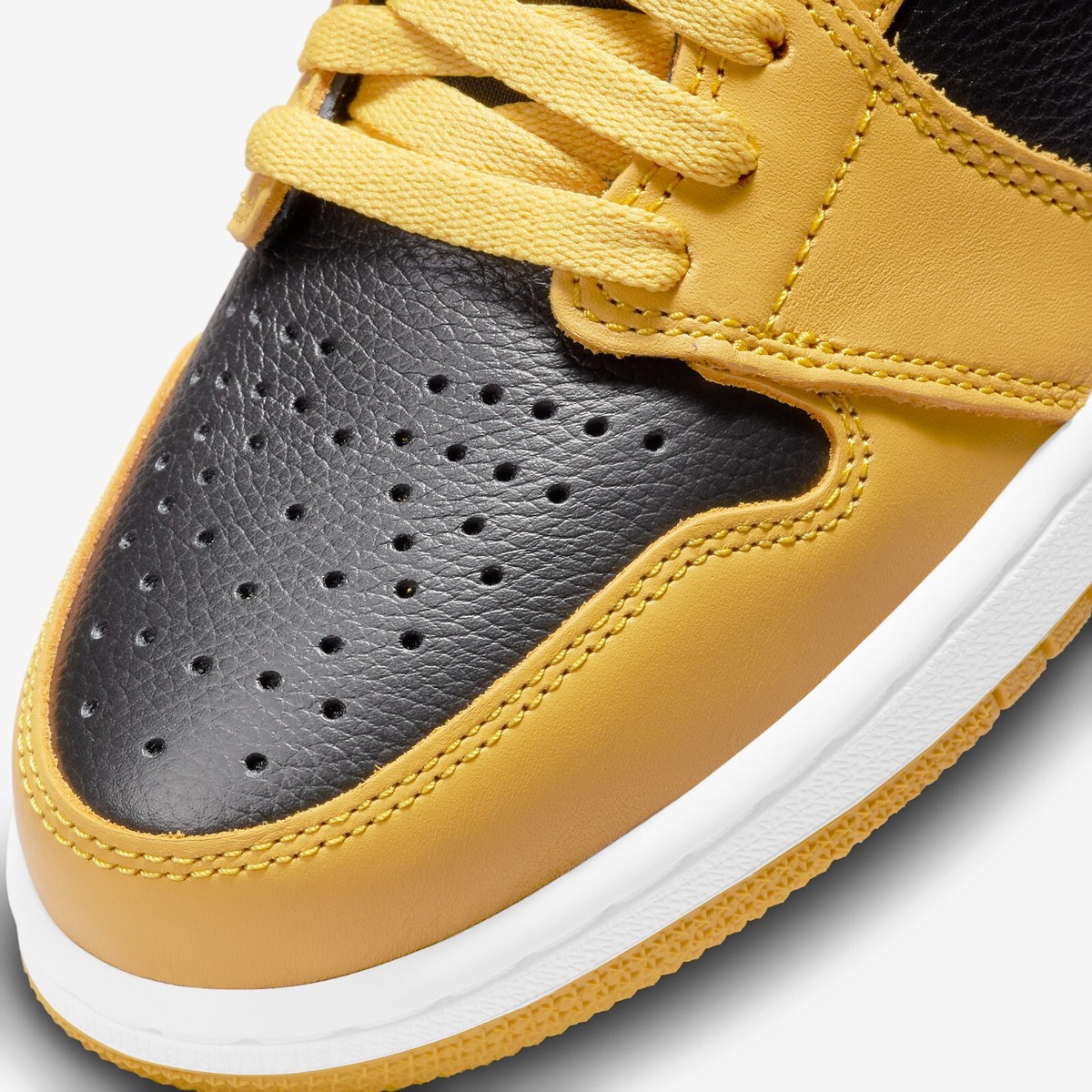 New Nike Jordan 1 Retro High OG Pollen Shoes - Black/ Yellow New Nike Jordan 1 Retro High OG Pollen Shoes - Black/ Yellow