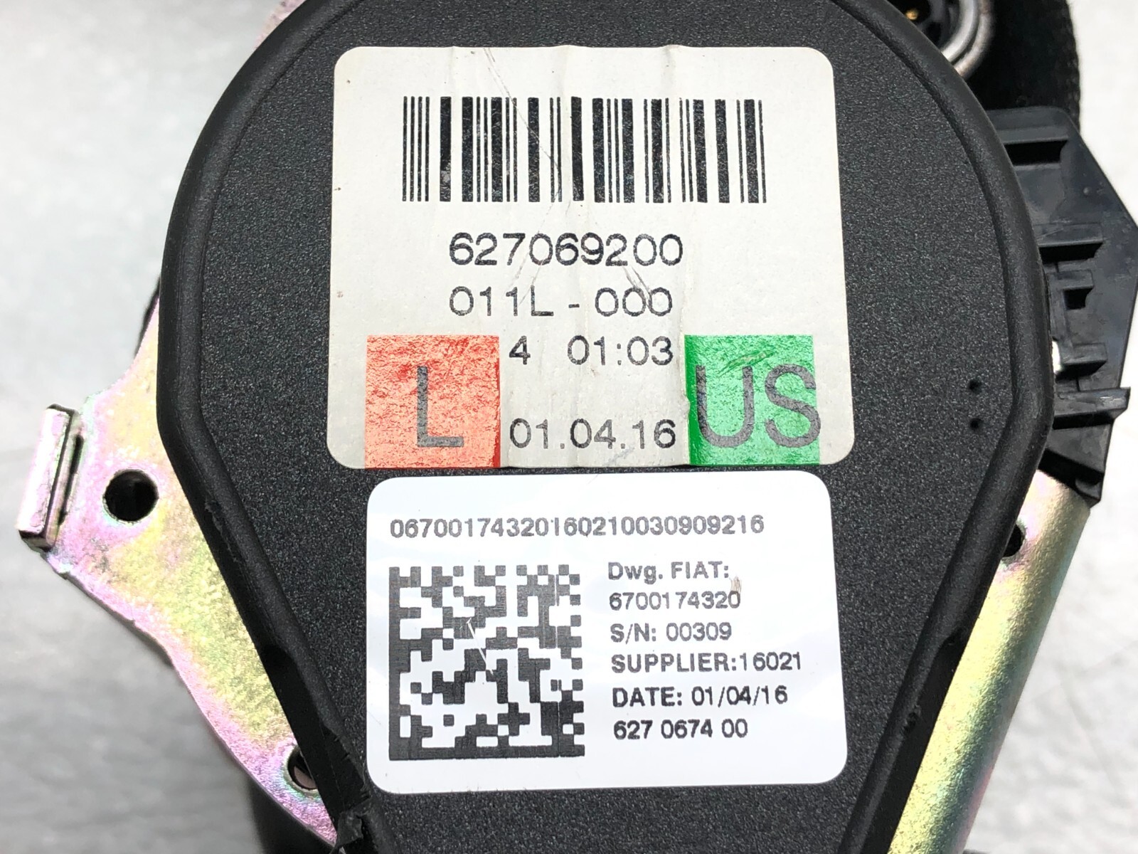 2014-2020 MASERATI GHIBLI SQ4 LEFT DRIVER FRONT SEATBELT RETRACTOR OEM.