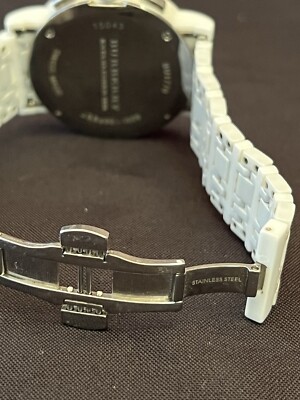 BURBERRY MENS WATCH LOGO HERITAGE WHITE CERAMIC SWISS BU1770 40MM
