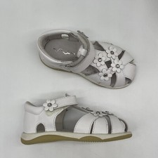 Nina Kids Toddler Girls White Leather Asia Floral decals Fisherman sandals 6M