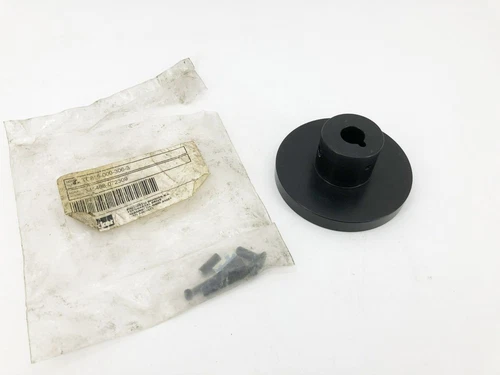 New Parker TC815-000-306-3 Flange Coupling 5/8" ID