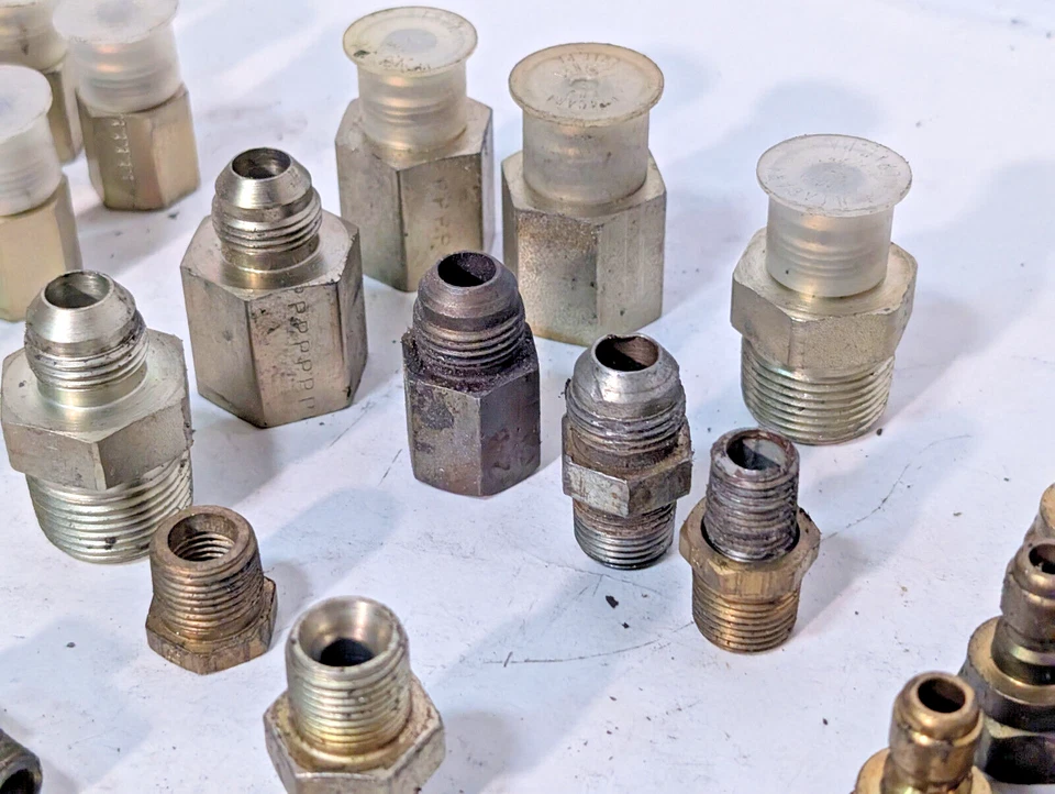 Lote de 100+: adaptadores Asstd, acoplamientos, conectores, boquillas, enchufes, Parker, más Foto 3 de 4