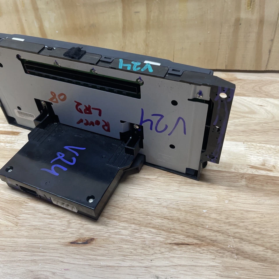 08-12 Land Rover LR2 Radio Control Panel OEM Nice 6H52-18845-AC V24 - Изображение 4 из 4