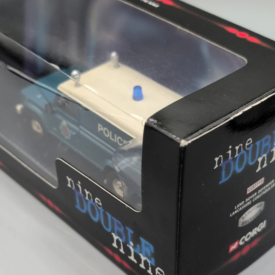 CORGI NINE DOUBLE NINE LAND ROVER DEFENDER LANCASHIRE CONSTABULARY CC07710 - Image 3 of 4