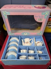 VINTAGE 12 Piece Child's China Tea Set in Box KAHLA, Flower Princess Teapot Cups