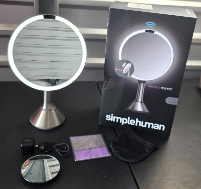 simplehuman 8” Round LED Sensor Mirror 5x and 10x Magnification - 1284362 ST3200