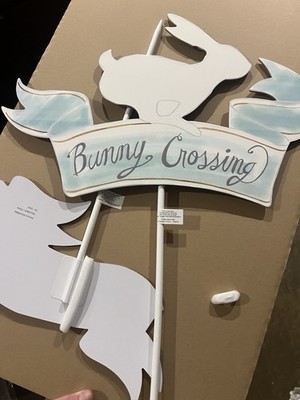 Rare Pottery Barn Kids Easter Egg Hunt Sign Set From 2015 - NEW