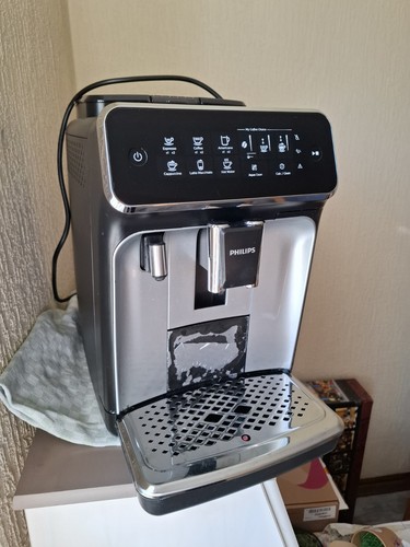 Philips Series 3200 KVA LatteGo Milchsystem Defekt/Ersatzteil viel Zubehör