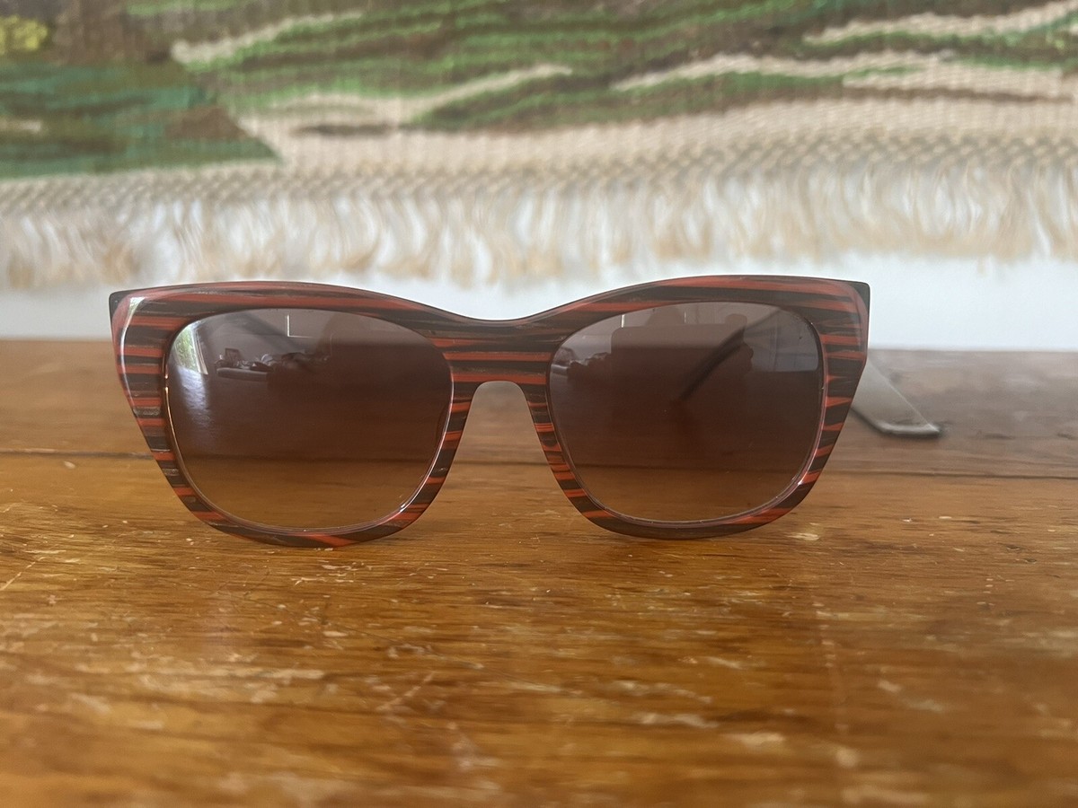 Thierry Lasry Blasty Square Framed Sunglasses Gradient Lens  display picture 2