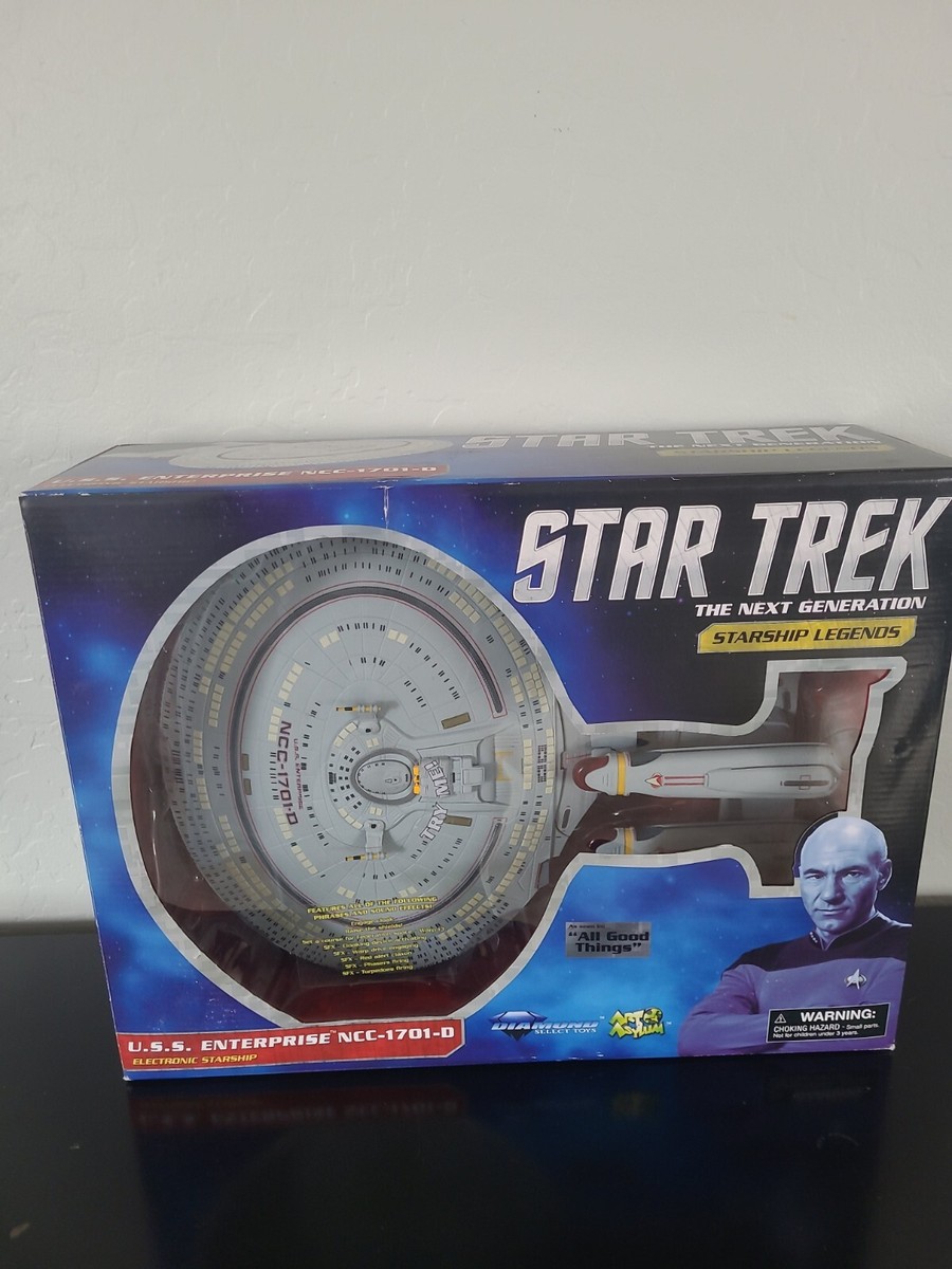 2014 Star Trek Next Generation Enterprise NCC-1701-D 