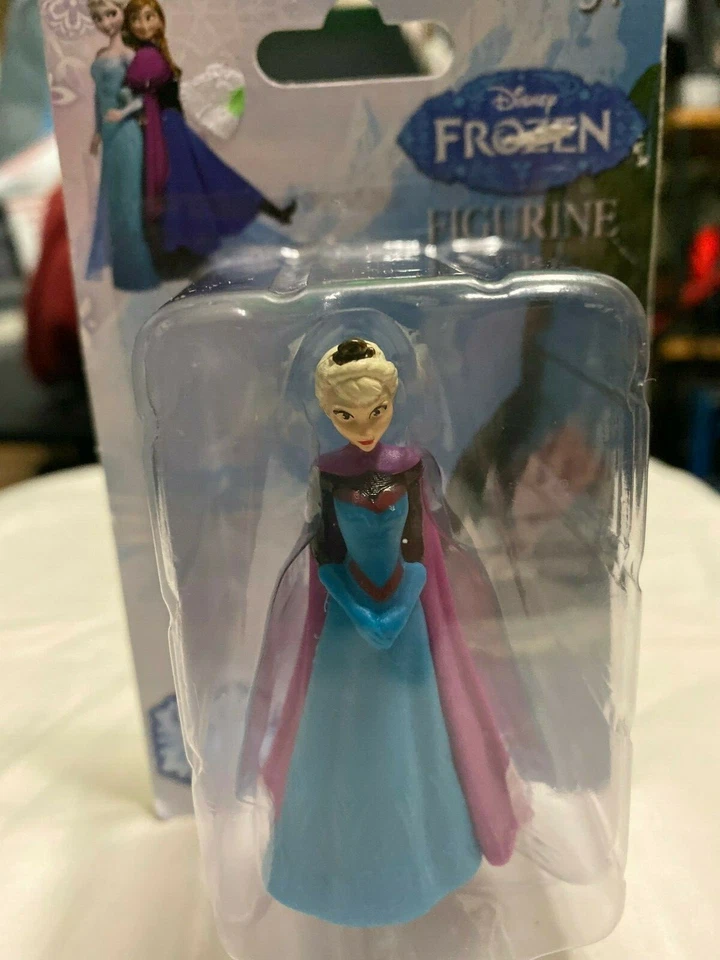 Mini estatuilla Disney Frozen Elsa nueva en paquete rara 2014 Beverly Hills Teddy Bear Company Foto 3 de 4