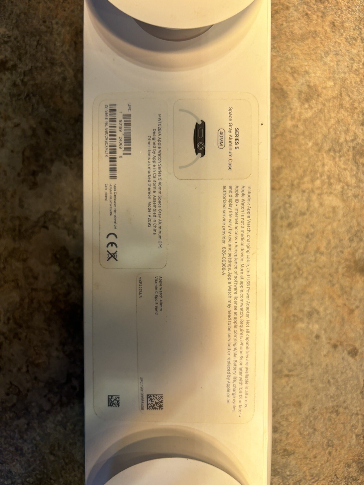 Apple Watch series 5 40mm Space Grey Aluminium Case with Vitamin C