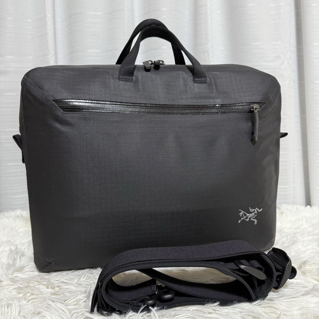 Arc'Teryx Granville 2Way Business Bag Black Men's Fashion Arc'Teryx Granville 2Way Business Bag Black Men's Fashion