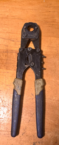 PEX 3/4" Crimp Tool