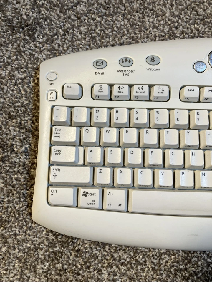 VTG Logitech Keyboard Cordless Y-RH35 No receiver Untested White Board - Image 4 of 4