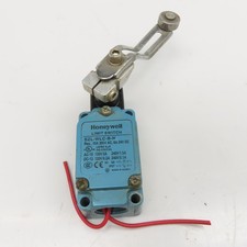 Honeywell SZL-WLC-B-N 300V 10A Rocker Roller Arm Snap Limit Switch