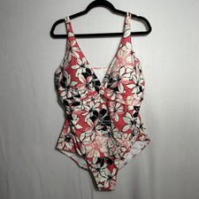 NEW Plus Size Swimsuits For All Coral Tropical Floral One-Piece Swimsuit Size 24