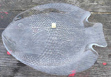 Petit plat poisson ARCOROC en verre transparent distribué par CODEC vintage