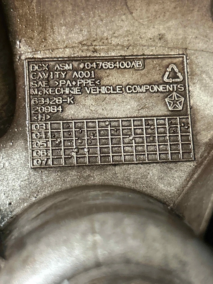 Fits 2005-2007 Chrysler Pacifica 17in Wheel/Rim Cover OEM:4766400AB Foto 3 de 4