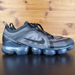 triple black vapormax 2019