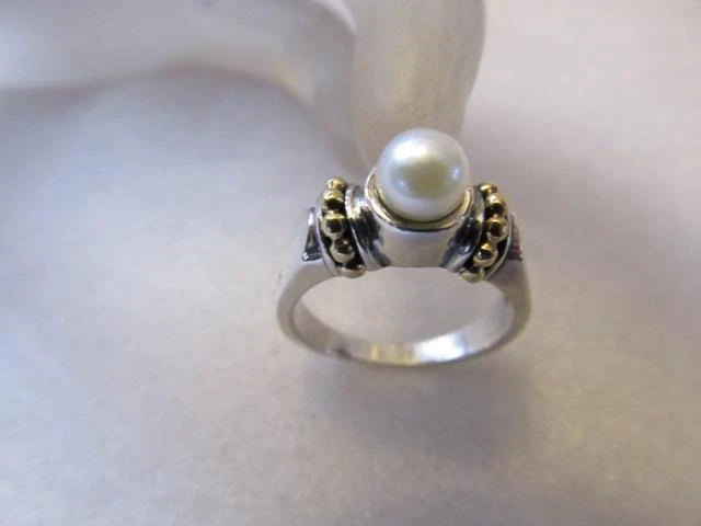 Anillo vintage de perlas de caviar de Lagos de plata de ley de oro amarillo de 18 quilates con cuentas 7 Foto 4 de 4