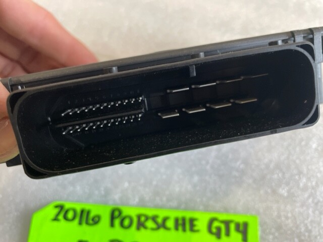 16 PORSCHE CAYMAN GT4 718 981 EMERGENCY BRAKE CONTROL MODULE  