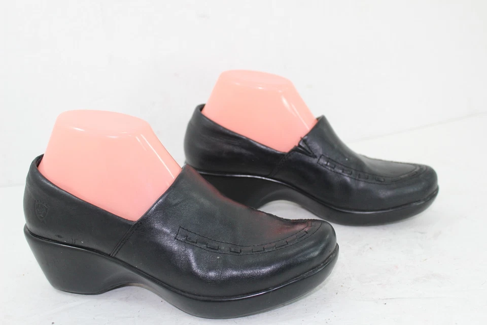 BOMBA TACÓN ARIAT TALLA 7 B NEGRO EN BUEN ESTADO MUJER Foto 2 de 4