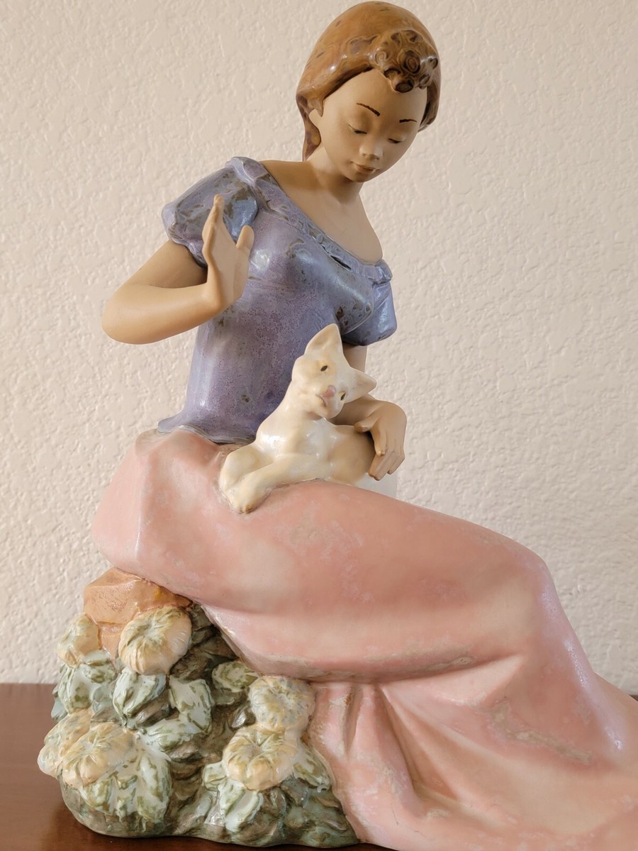 Vintage Large NAO by Lladro Porcelain Figurine REPOSE GIRL WITH
