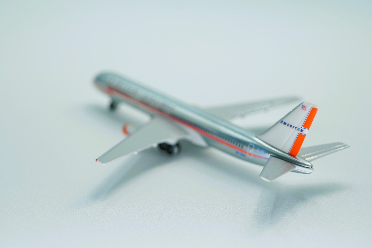 【中古】herpa Boeing 757-200 4個 中古】herpa Boeing 757-200 4個 中古】herpa Boeing 757-200 4個