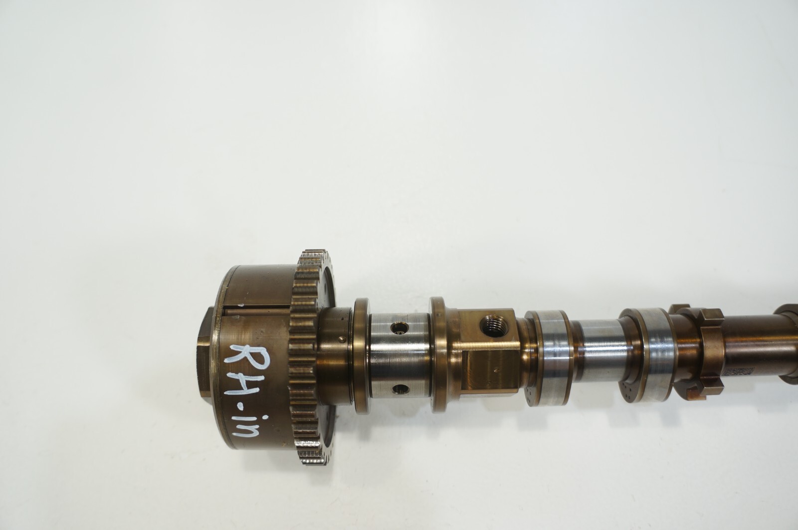 14-2019 maserati ghibli 3.0l v6 RIGHT side INTAKE INLET cam shaft camshaft