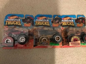 hot wheels monster trucks connect and crash