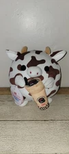 Zuru Snackles Series 2 Bonnie The Cow Holding Kung Fu Tea 8" Plush w/ Tag
