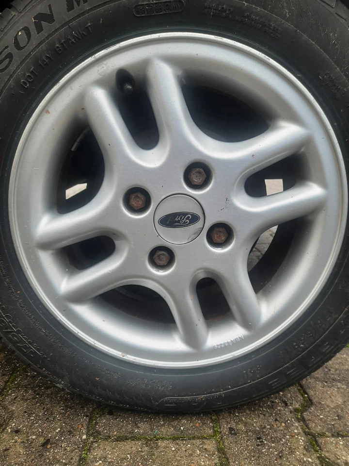 Tapacubos tapacubos Ford Fiesta Escort Capri Taunus Ka 5052390 H95SX1137BA Foto 3 de 3