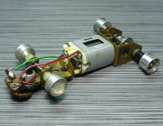 1960's SLOT CAR Nice ReVELL brASS Chassis w/Motor VINTAGE 1/32