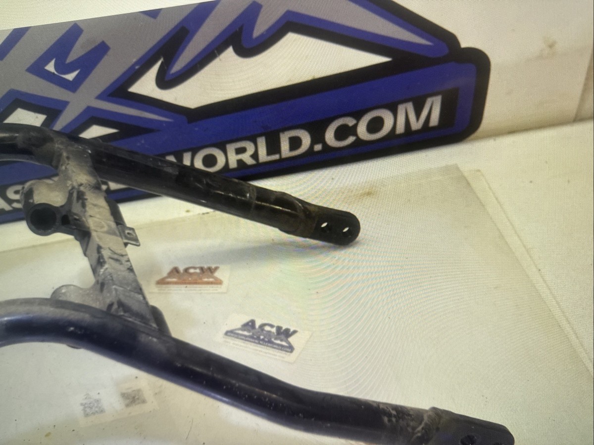 CE6 Front Frame Bolt In Motor Cradle 1999 Kawasaki Ninja ZX11 Zx