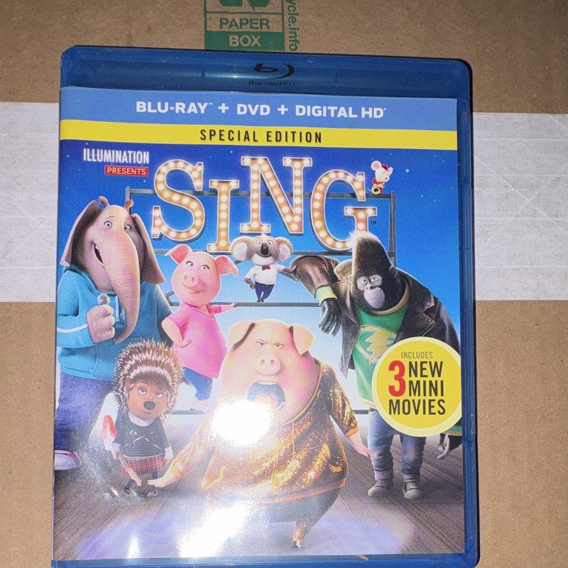 Universal Sing Special Edition (Blu-ray + DVD + Digital HD) Widescreen PG 2016