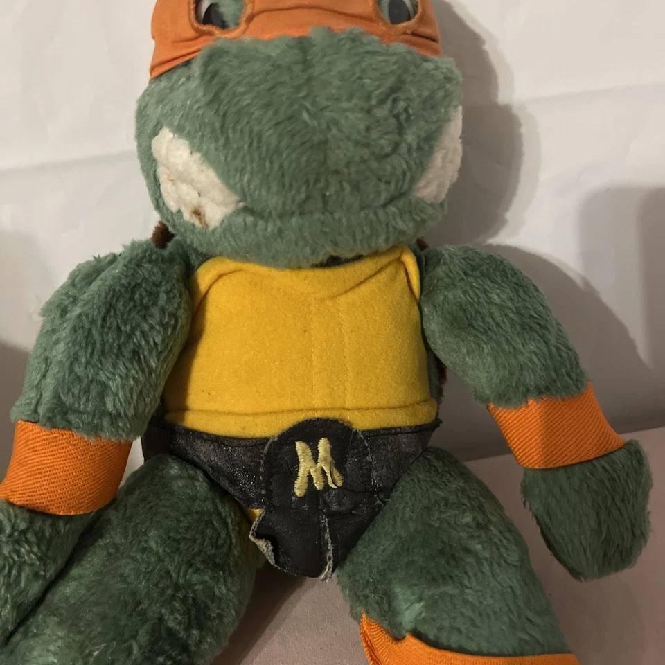 Vintage 1989 Playmates Teenage Mutant Ninja Turtles 14" Michelangelo Plush - Image 3 of 4
