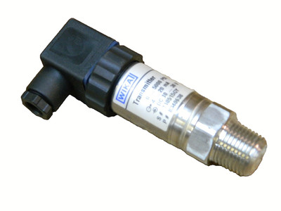 WIKA  8340638  S-10 Pressure Transmitter Range 0 - 5000 PSI  1/2'' NPT