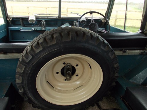 LAND ROVER SERIES 2 88" 1961 - Picture 9 of 10