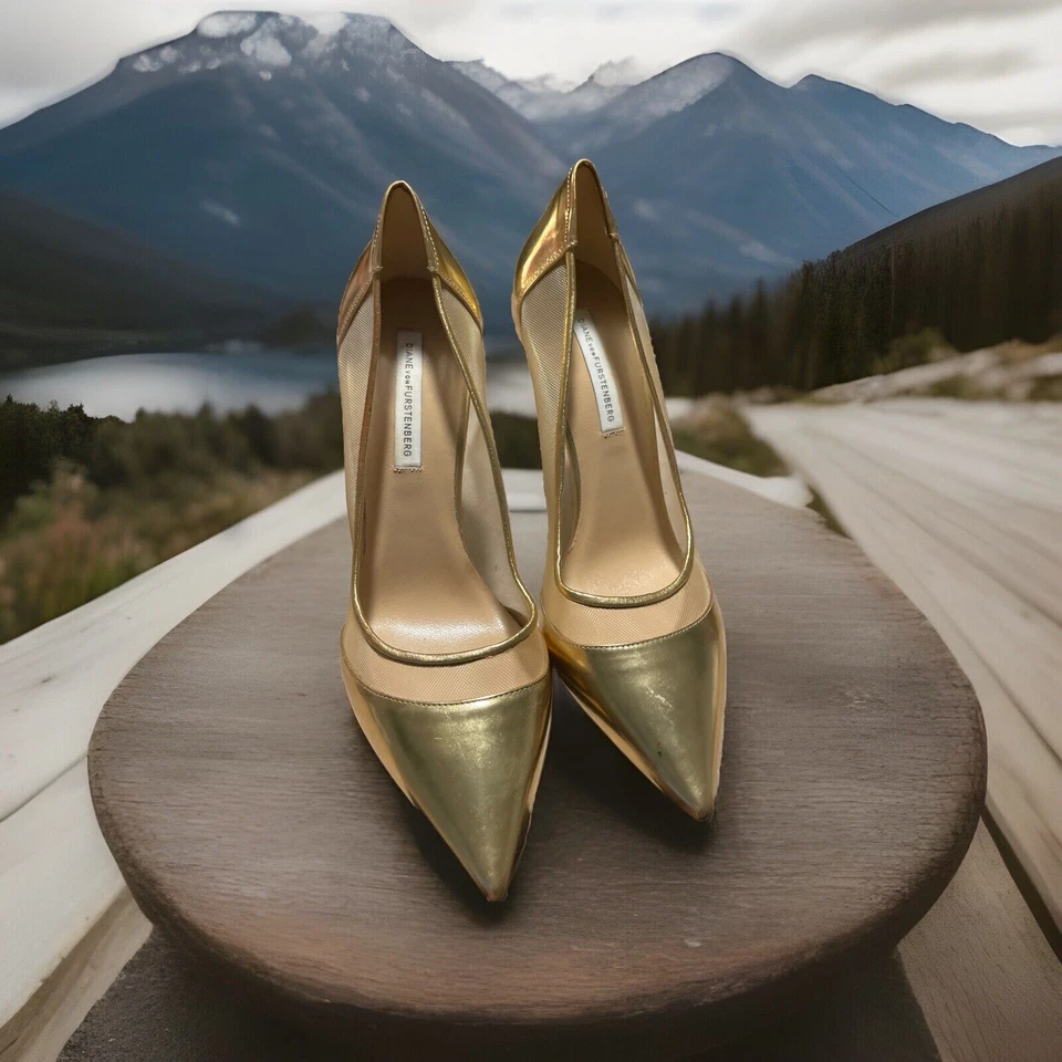 Tacones de aguja de malla dorada Diane Von Furstenberg 9,5 ¡Excelente estado! Foto 2 de 4