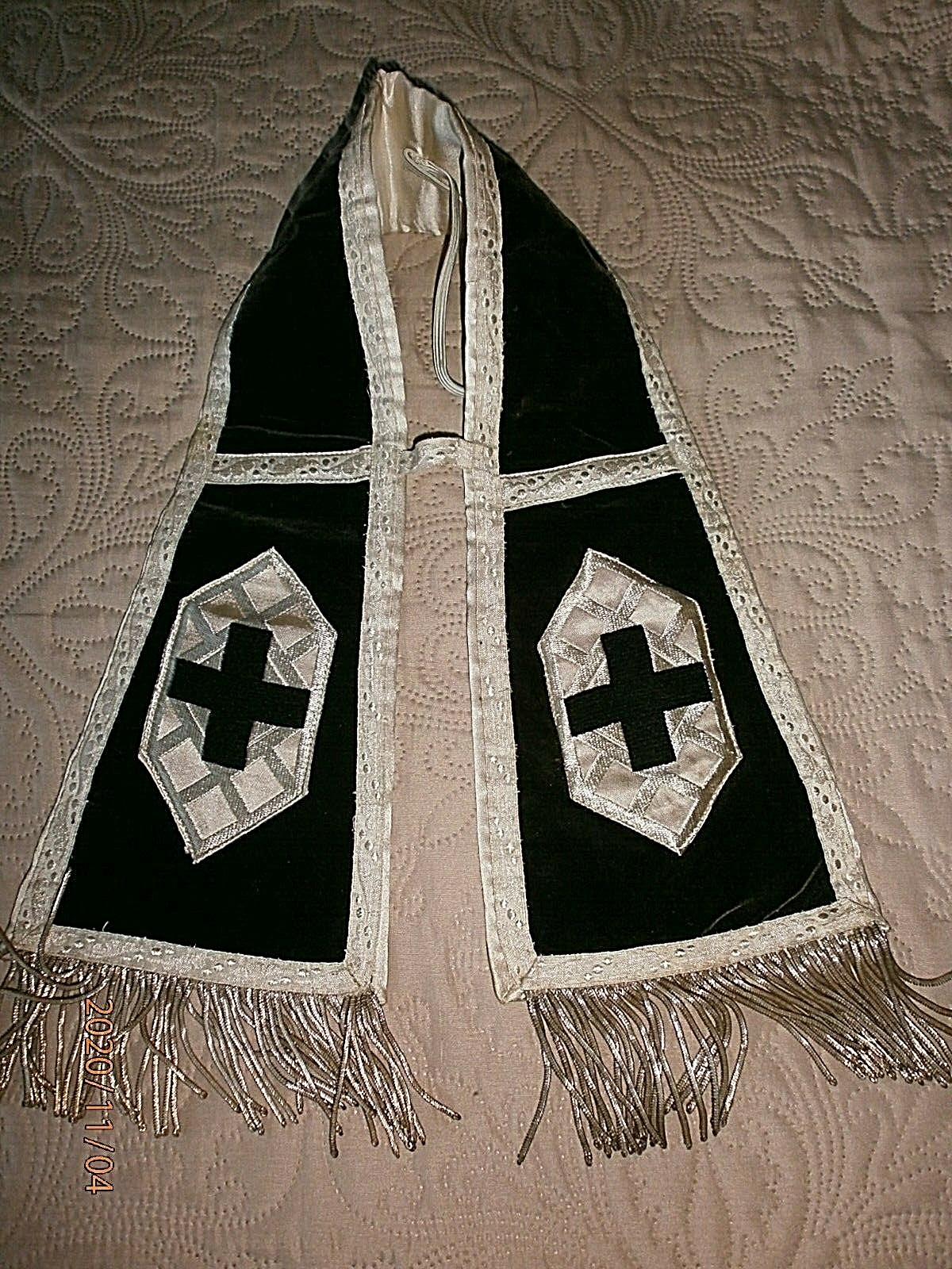 Picture 1 of 2