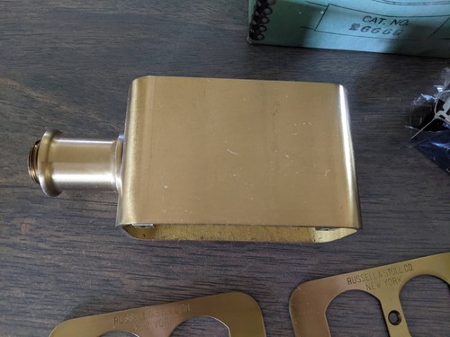 NOS ANTIQUE RUSSELL & STOLL NY Solid Brass 2 Sided Receptacle Outlet Floor 2666G - Picture 3 of 18