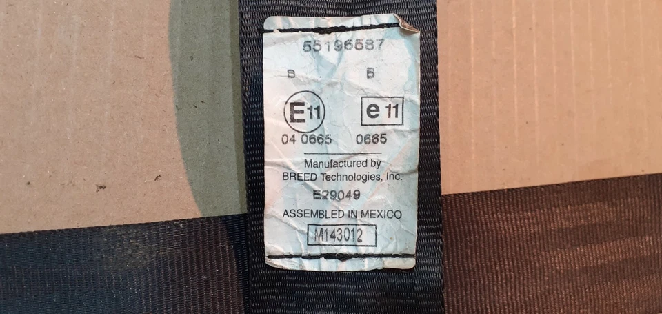 Jeep Cherokee (WJ/WG) 55196587 cerradura de cinturón látigo de cinturón trasero 🚛😉 Foto 2 de 3