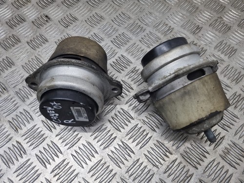 Porsche Cayenne Engine Mount SET 948375050 2007 - Picture 10 of 10