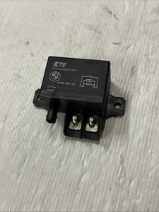 BMW F10 F11 F20 F21 F30 F31 130A Elektrisches Lüfter Motor Relais 9198302