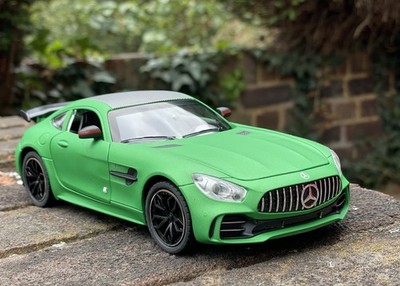 1:24 Benz AMG GTR Sportwagen Modellauto Diecast Spielzeugfahrzeug