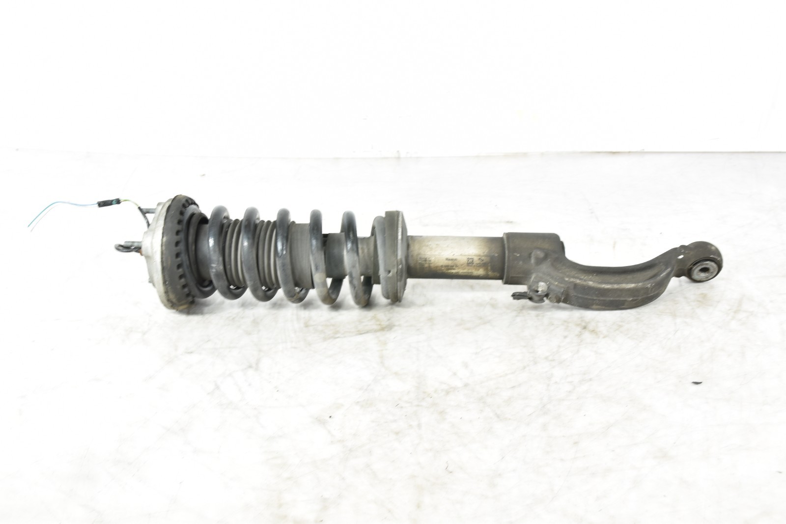 Maserati Quattroporte 2014-2023 Front Left Strut assembly P/N 06700071400