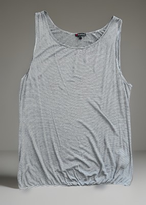 Street One Top gestreift 44 mit Loch
